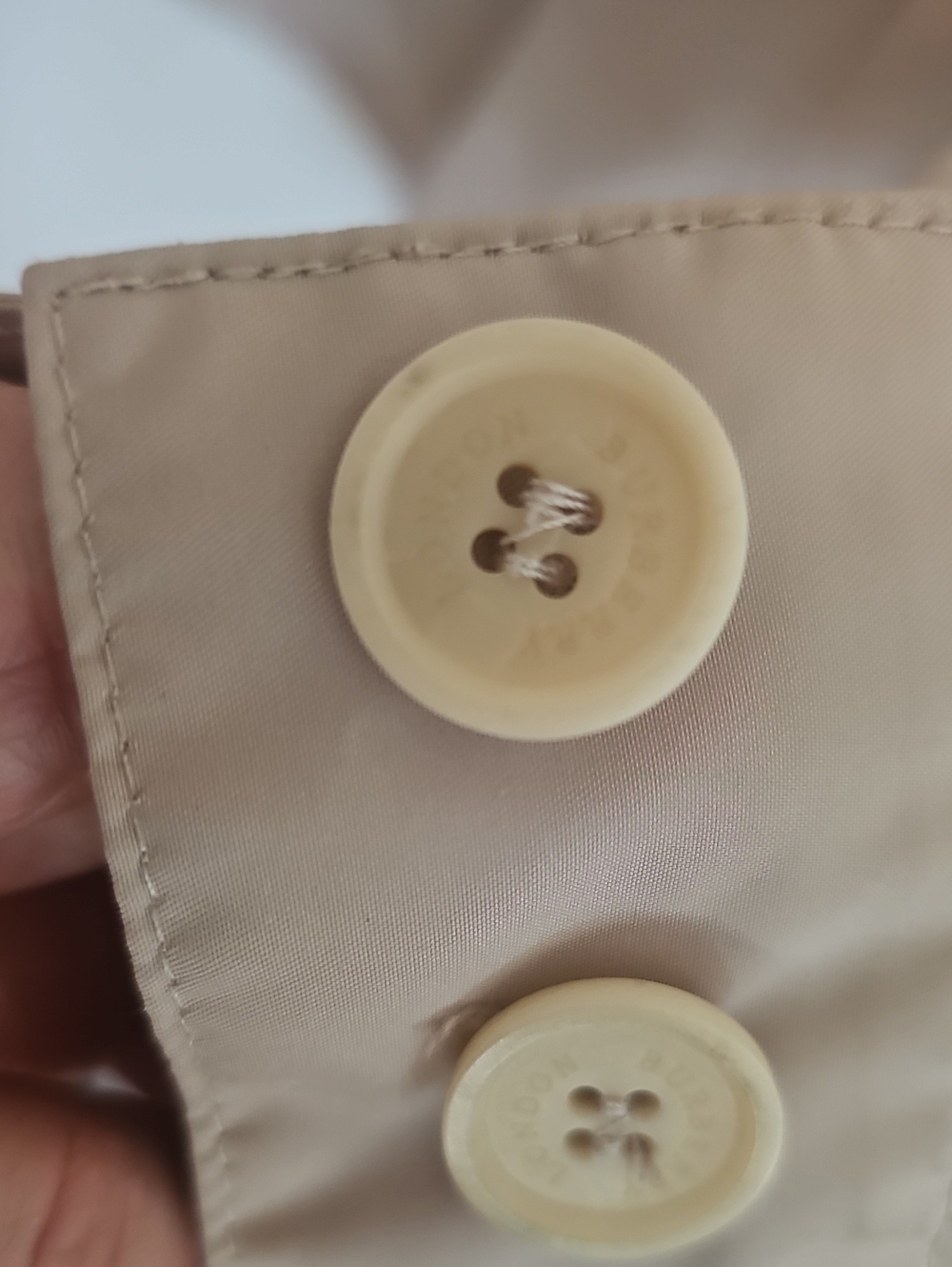 Burberry Beige Trench-Style Jacket with Nova Check Trim - Picture 7 of 8